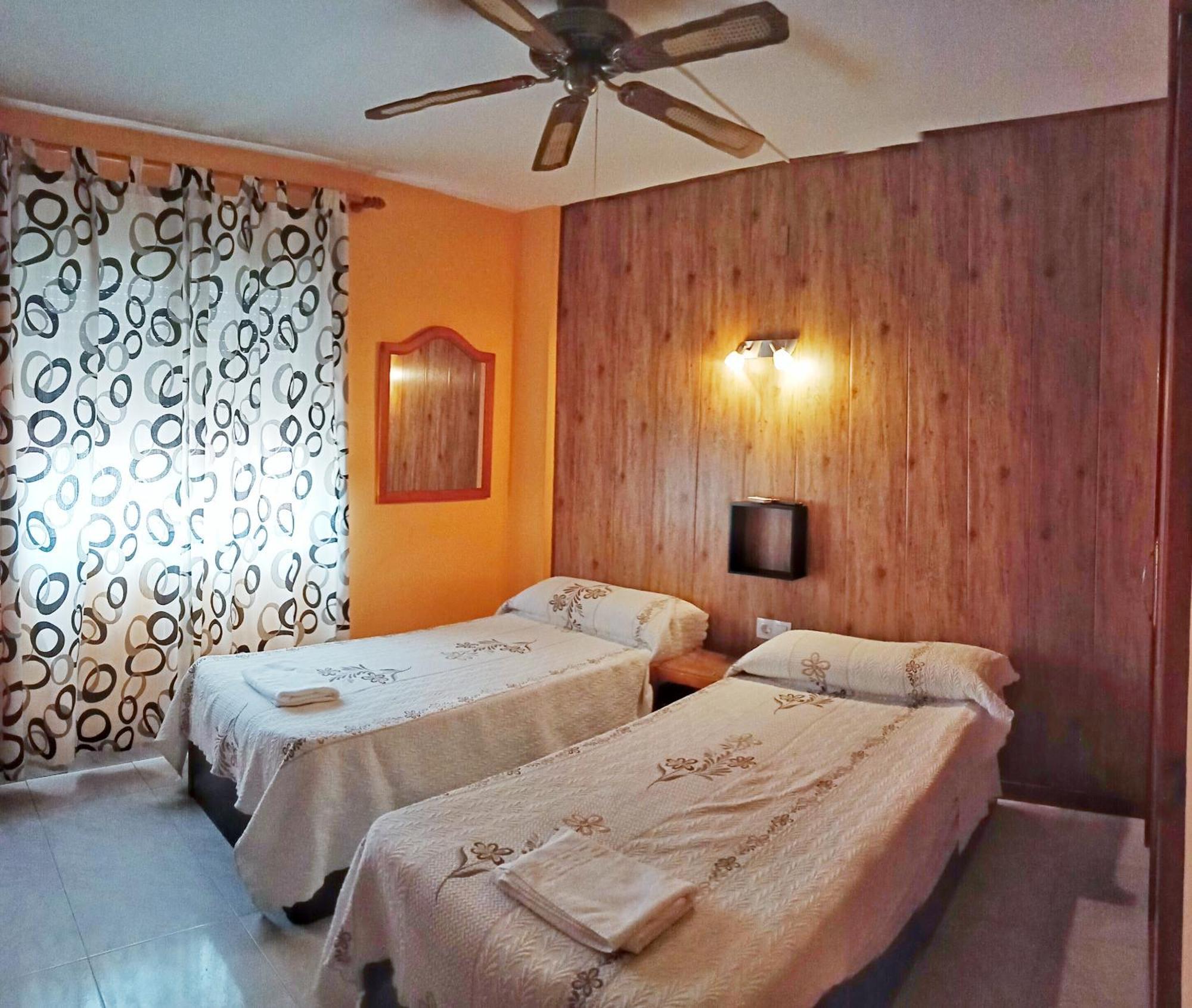 Hostal Cristina Дения Екстериор снимка