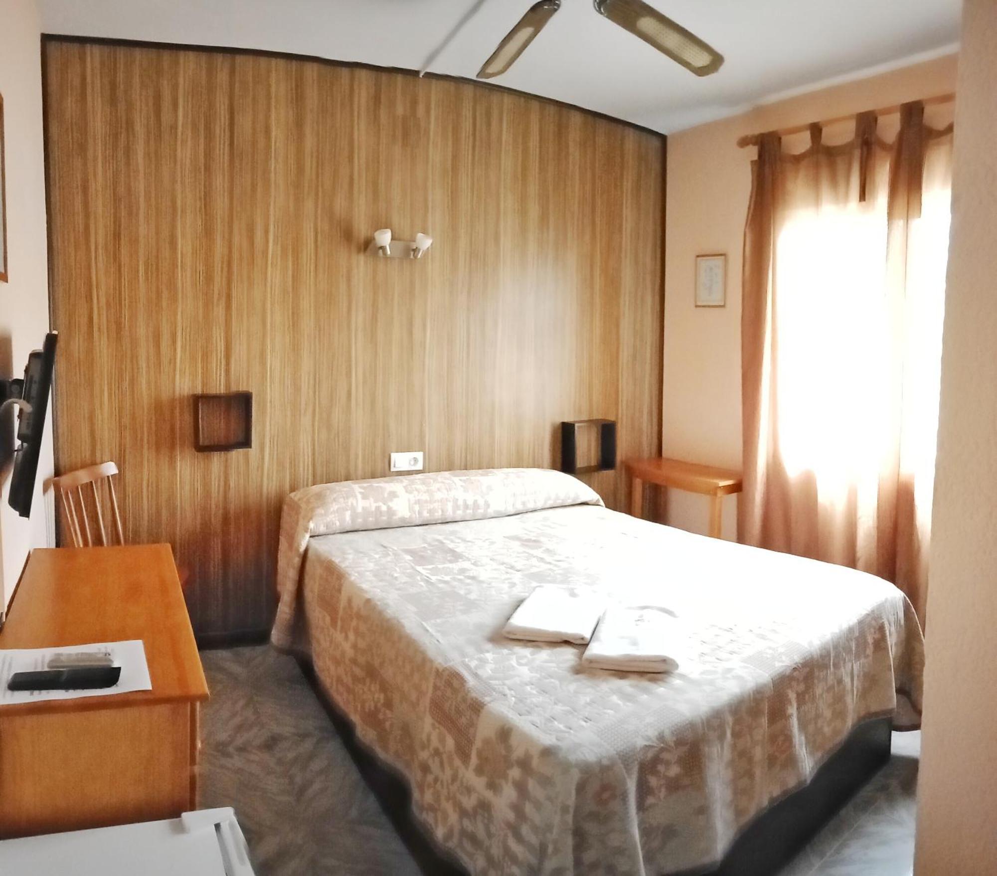 Hostal Cristina Дения Екстериор снимка