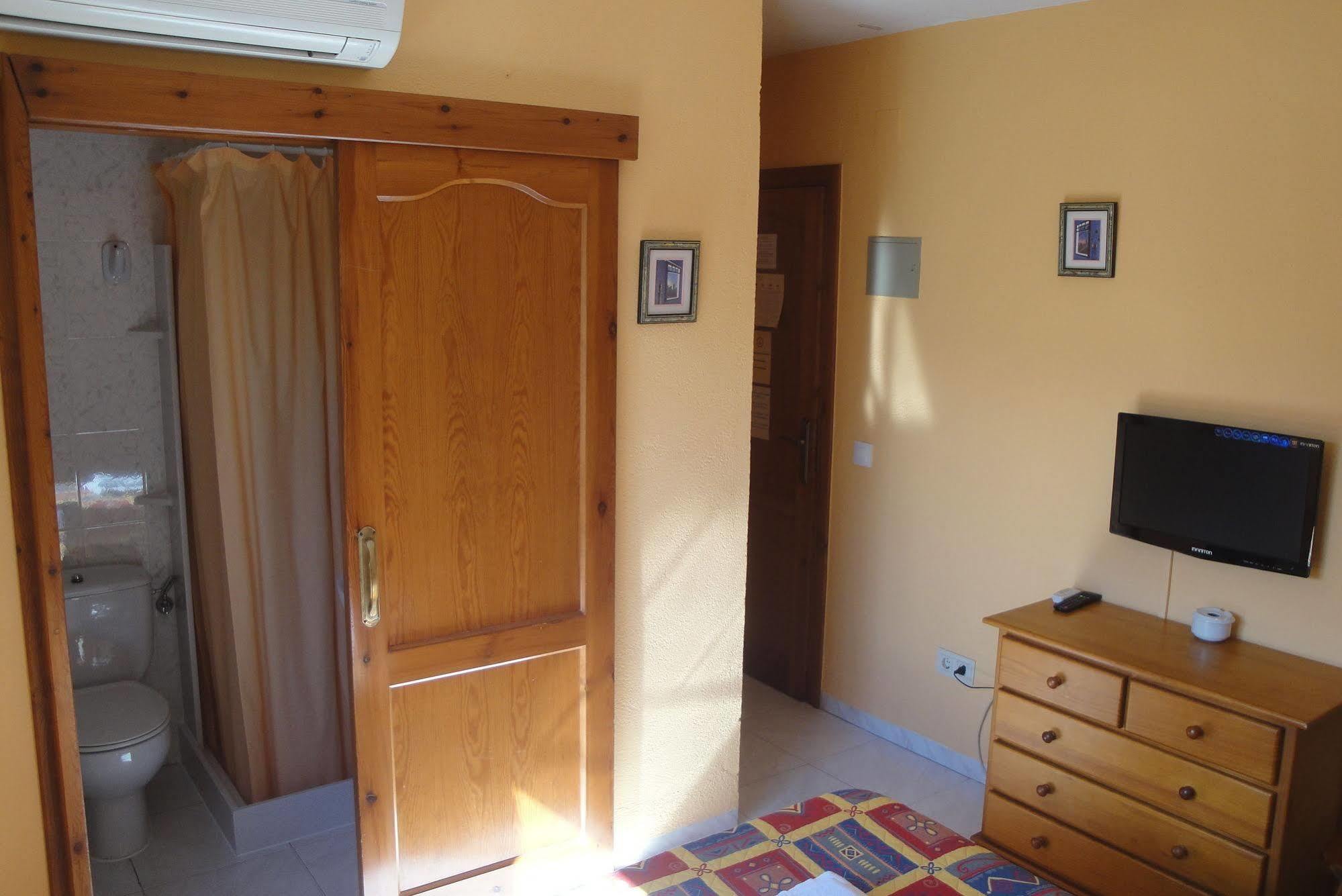 Hostal Cristina Дения Екстериор снимка