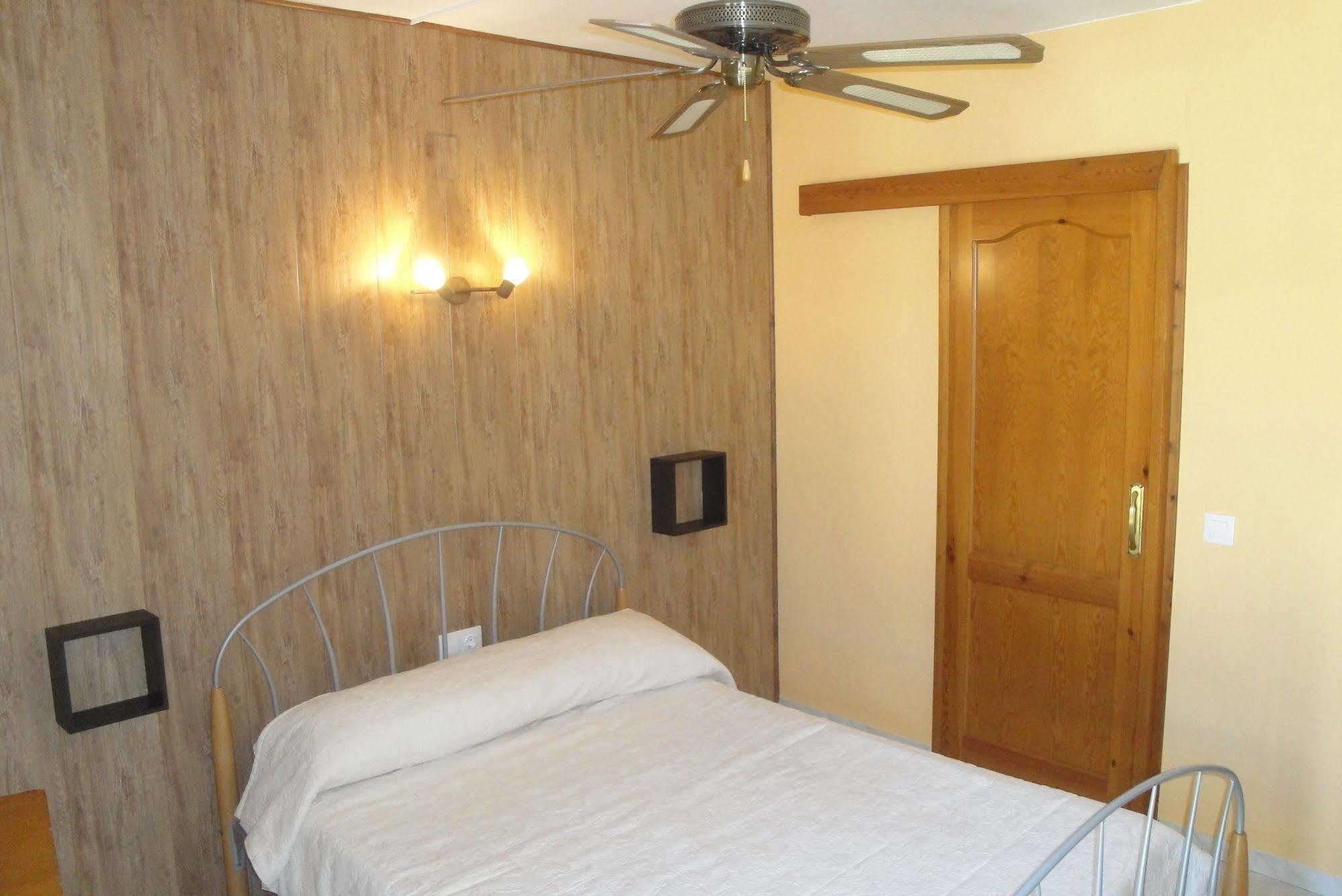 Hostal Cristina Дения Екстериор снимка