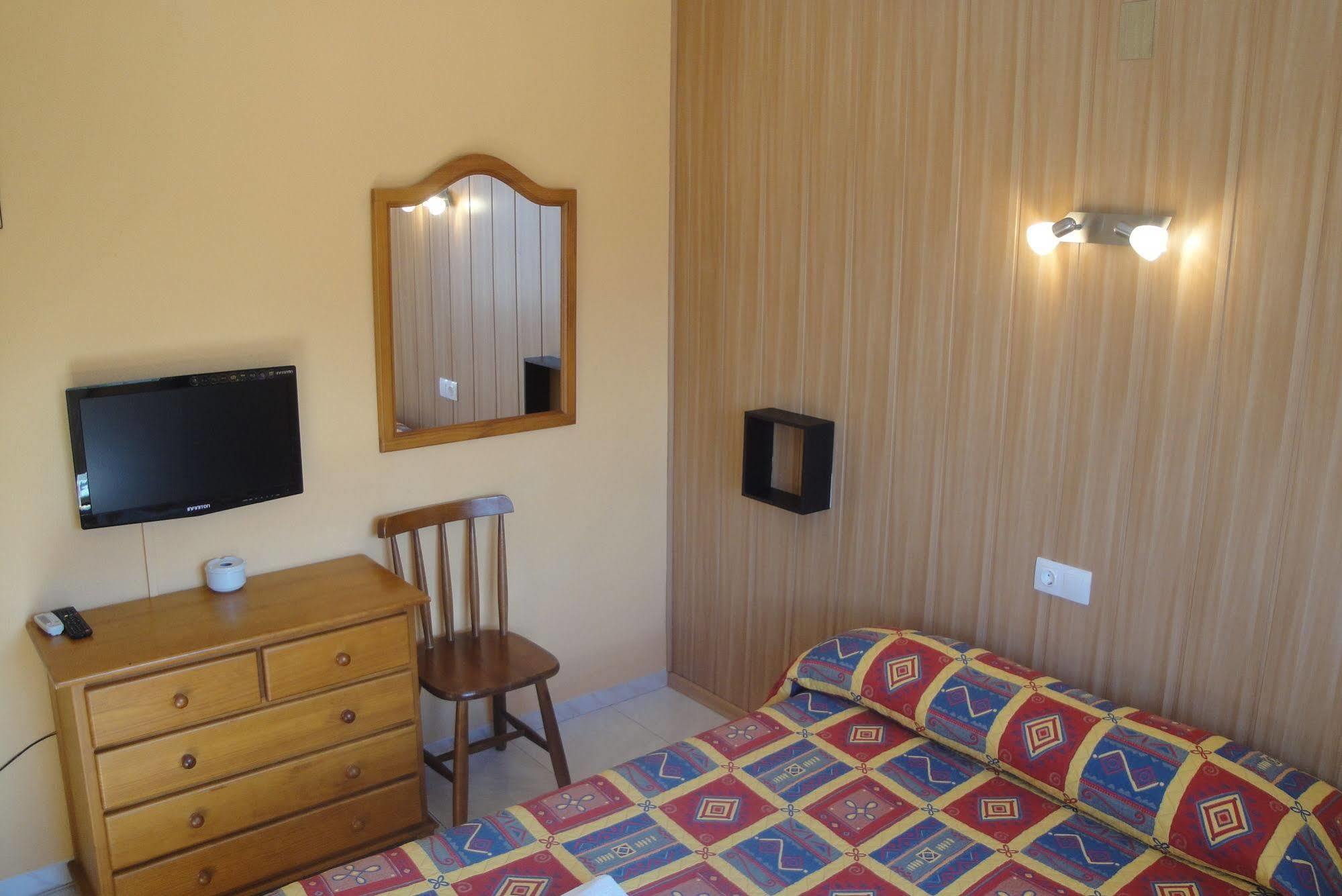 Hostal Cristina Дения Екстериор снимка